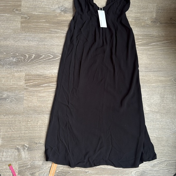 NEW REFORMATION Carlie Midi Dress In Black 4 - Picture 8 of 13